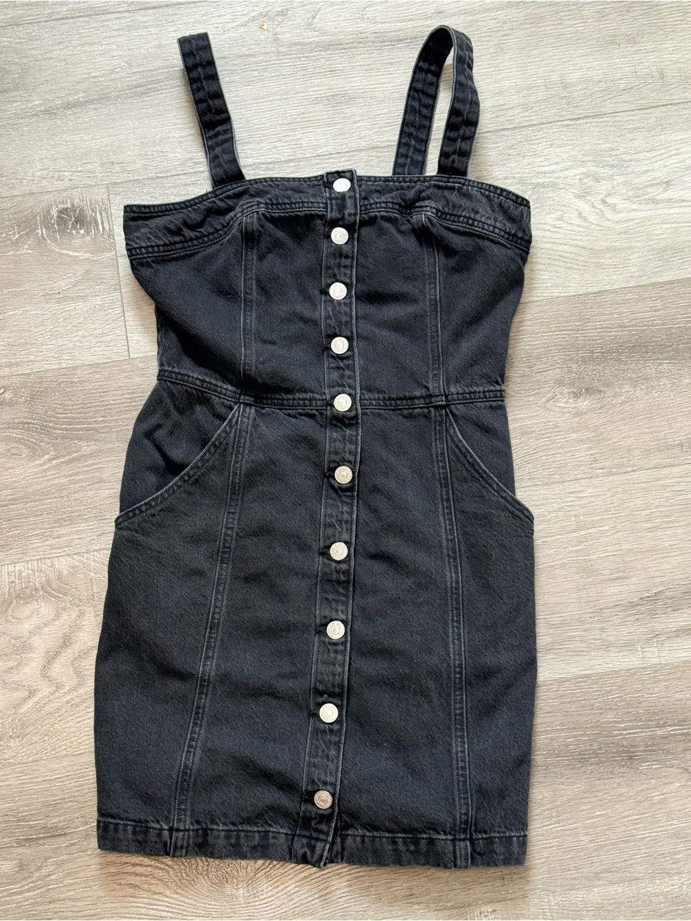 Levi’s Drea Denim Button-Up Mini Dress – Black – Size Small